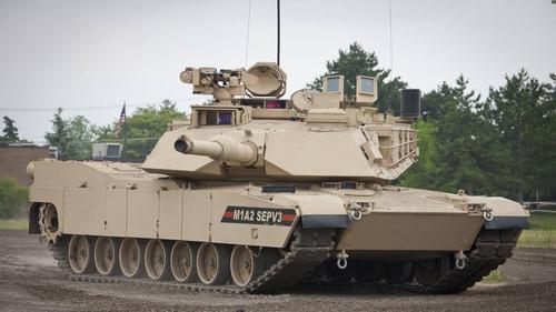 Эвакуированный из зоны сражений первый американский танк Abrams покажут на выставке на Поклонной горе в Москве Эвакуированный из зоны сражений первый американский танк Abrams покажут на выставке на Поклонной горе в Москве