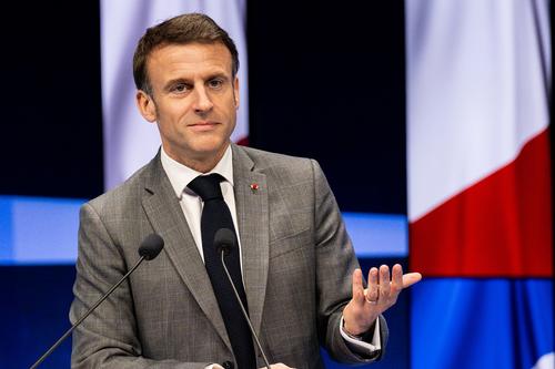 Макрон заявил, что постарается добиться «олимпийского перемирия» на Украине Макрон заявил, что постарается добиться «олимпийского перемирия» на Украине
