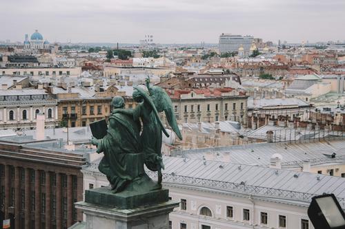 Жителям Петербурга обещают теплую погоду на выходных Жителям Петербурга обещают теплую погоду на выходных