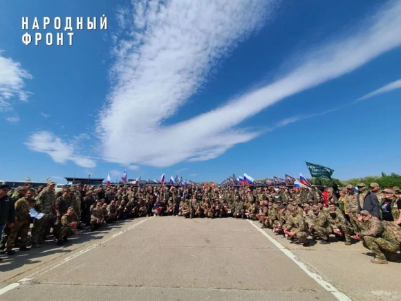 К 9 Мая Народный фронт передал участникам СВО автомобили, приобретенные Минпромторгом России К 9 Мая Народный фронт передал участникам СВО автомобили, приобретенные Минпромторгом России