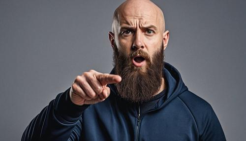 Мастер по ножевому бою зарезал людей на набережной в Алуште Мастер по ножевому бою зарезал людей на набережной в Алуште
