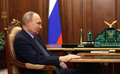 Миршаймер: Путин занимается важными делами, а не переживаниями о мирном саммите Миршаймер: Путин занимается важными делами, а не переживаниями о мирном саммите