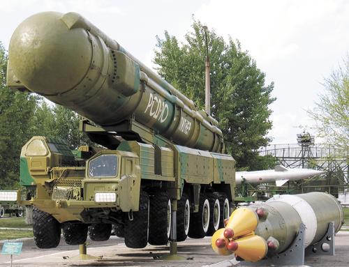 Россия начинает производство ракет средней и меньшей дальности Россия начинает производство ракет средней и меньшей дальности
