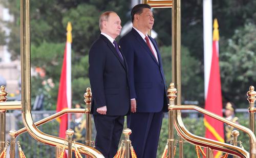 Си Цзиньпин: Китай продолжит усилия по разрешению украинского конфликта Си Цзиньпин: Китай продолжит усилия по разрешению украинского конфликта