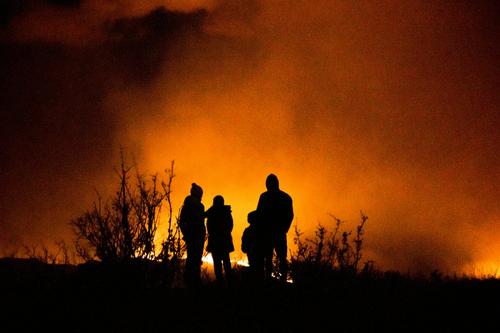 МЧС: на западе Крыма лесной пожар локализован на площади 17 гектаров