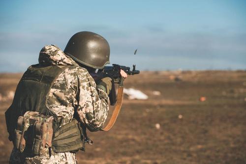 Политолог Марков: большого вторжения ВСУ в Беловский район Курской области нет