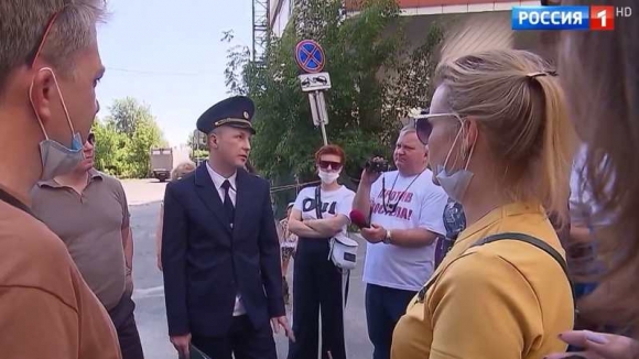 Мигрантов хотят селить совсем рядом с Кремлём Мигрантов хотят селить совсем рядом с Кремлём