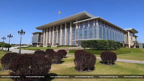 Лукашенко: контроль усилен на границе с Украиной после уничтожения БПЛА ВСУ Лукашенко: контроль усилен на границе с Украиной после уничтожения БПЛА ВСУ