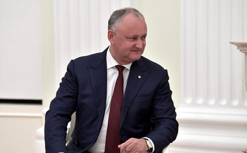 Додон призвал бойкотировать референдум о вступлении Молдавии в Евросоюз Додон призвал бойкотировать референдум о вступлении Молдавии в Евросоюз