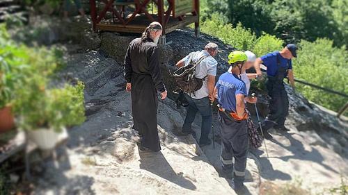 Паломнице стало плохо в горном монастыре