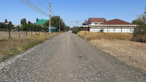 Сельские дороги в Крыму зальют щебенкой, перемешанной с битумом