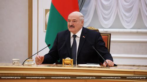 Лукашенко заявил, что покорить Белоруссию никому не удастся