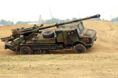 Алаудинов: военные России уничтожили в Курской области французскую САУ Caesar Алаудинов: военные России уничтожили в Курской области французскую САУ Caesar