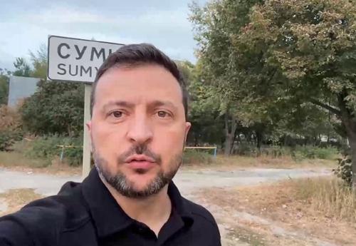 Зеленский в Сумской области встретился с военными, воюющими под Курском Зеленский в Сумской области встретился с военными, воюющими под Курском