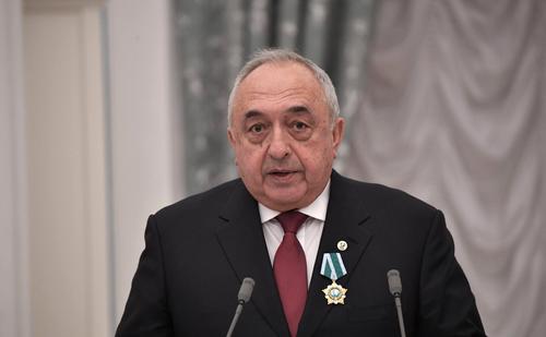 Умер российский и советский кардиохирург Ренат Акчурин Умер российский и советский кардиохирург Ренат Акчурин