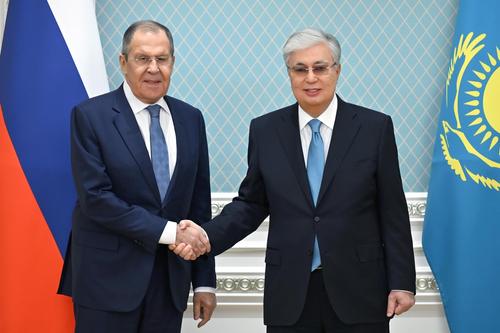 Токаев назвал знаковым событием для Казахстана предстоящий визит Путина Токаев назвал знаковым событием для Казахстана предстоящий визит Путина