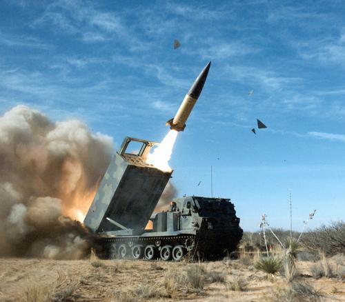 Минобороны РФ сообщило о раненых военных после удара ATACMS Минобороны РФ сообщило о раненых военных после удара ATACMS