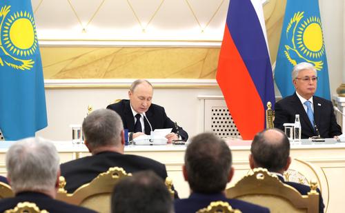 Песков: визит Владимира Путина в Казахстан был очень продуктивным Песков: визит Владимира Путина в Казахстан был очень продуктивным