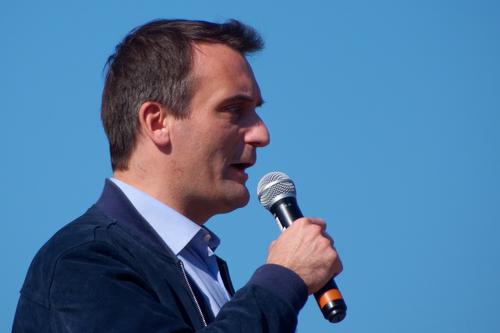 Филиппо назвал ловушкой слова Зеленского о «зонтике НАТО» Филиппо назвал ловушкой слова Зеленского о «зонтике НАТО»