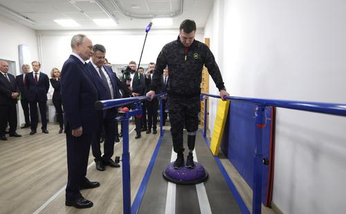 Путин: кто хочет нанести России стратегическое поражение, хотят ее уничтожить Путин: кто хочет нанести России стратегическое поражение, хотят ее уничтожить