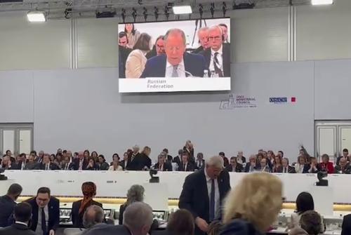 Главы МИД Польши, Украины и Чехии покинули зал во время выступления Лаврова Главы МИД Польши, Украины и Чехии покинули зал во время выступления Лаврова