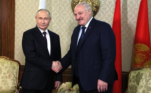 Вольфович: у Лукашенко и Путина свои «красные кнопки» и ядерные чемоданчики Вольфович: у Лукашенко и Путина свои «красные кнопки» и ядерные чемоданчики