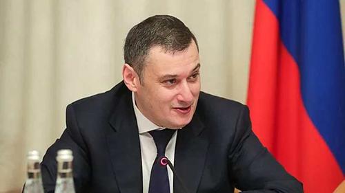 Врио губернатора Курской области Александр Хинштейн предложил чиновникам покаяться, но пока желающих не нашлось Врио губернатора Курской области Александр Хинштейн предложил чиновникам покаяться, но пока желающих не нашлось