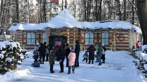 В подмосковных парках открываются резиденции Деда Мороза В подмосковных парках открываются резиденции Деда Мороза
