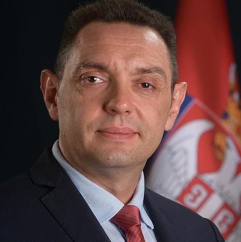 Вулин: независимое государство Сербия никогда не введет санкций против России Вулин: независимое государство Сербия никогда не введет санкций против России