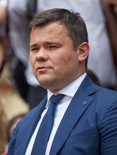 СК предъявил обвинения экс-главам офиса Зеленского, причастных к гибели людей СК предъявил обвинения экс-главам офиса Зеленского, причастных к гибели людей