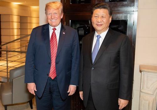Синьхуа: Трамп и Си Цзиньпин поговорили по телефону Синьхуа: Трамп и Си Цзиньпин поговорили по телефону