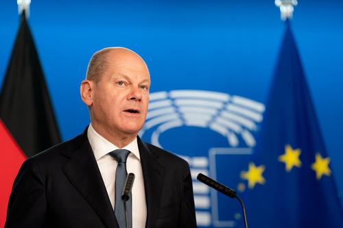 Шольц выступил за увеличение расходов на оборону в Европе Шольц выступил за увеличение расходов на оборону в Европе