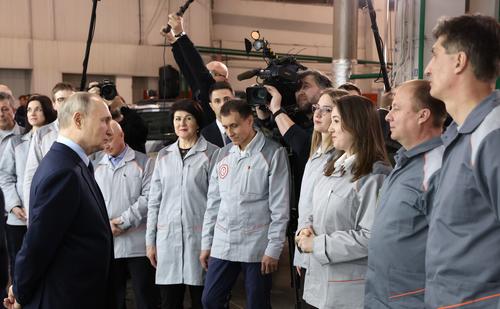 Путин: ветеранам СВО надо найти хорошую работу и приличную зарплату на гражданке Путин: ветеранам СВО надо найти хорошую работу и приличную зарплату на гражданке