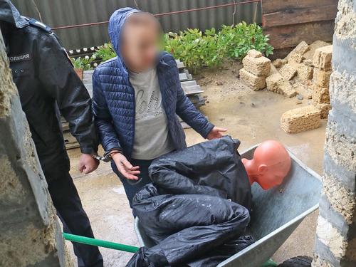 Убийство женским шарфом Убийство женским шарфом