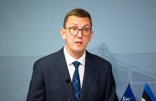 Премьер Михал: Эстония передаст Украине 10 тысяч артиллерийских снарядов Премьер Михал: Эстония передаст Украине 10 тысяч артиллерийских снарядов