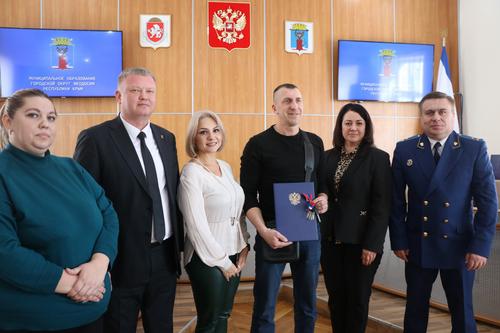 Новое жилье очередникам Новое жилье очередникам