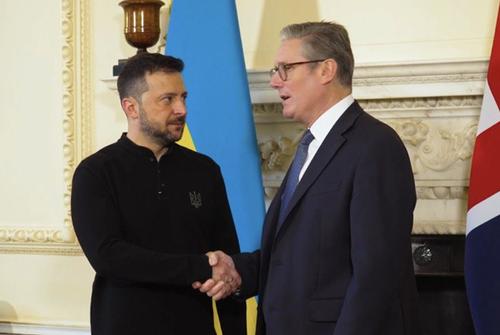 Зеленский и Стармер договорились о займе в 2,6 млрд фунтов на оборону Украины Зеленский и Стармер договорились о займе в 2,6 млрд фунтов на оборону Украины