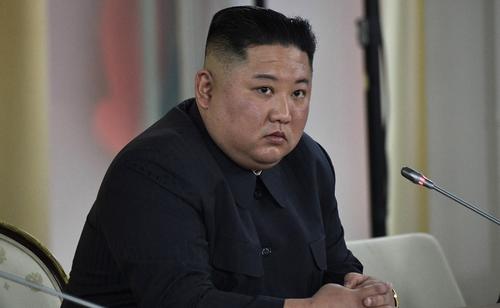Ким Чен Ын наблюдал за испытаниями разведывательного беспилотника Ким Чен Ын наблюдал за испытаниями разведывательного беспилотника