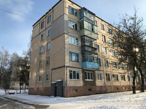Россиянин по имени Исус Петрович Христос фиктивно поселил у себя в квартире 45 мигрантов Россиянин по имени Исус Петрович Христос фиктивно поселил у себя в квартире 45 мигрантов