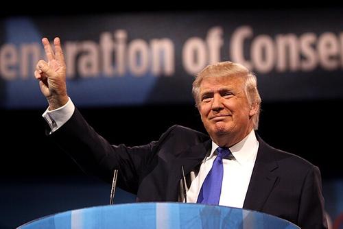 Трамп признал, что есть «лазейки», позволяющие баллотироваться на третий срок Трамп признал, что есть «лазейки», позволяющие баллотироваться на третий срок