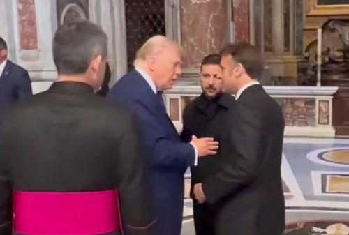 The Sun: Трамп заявил Макрону, что тому «не следует быть» на встрече с Зеленским The Sun: Трамп заявил Макрону, что тому «не следует быть» на встрече с Зеленским