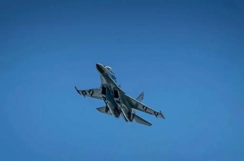 В бою с российским дроном-камикадзе «Герань» пал очередной ценный истребитель Су 27 ВВС Украины В бою с российским дроном-камикадзе «Герань» пал очередной ценный истребитель Су 27 ВВС Украины