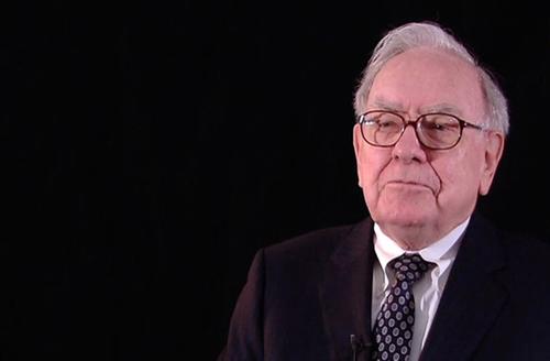 Миллиардер Баффет подверг критике тарифную политику Трампа Миллиардер Баффет подверг критике тарифную политику Трампа