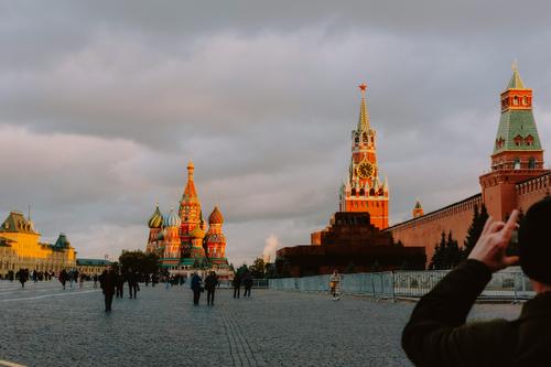 Ушаков: на параде Победы 9 мая в Москве будут присутствовать ветераны из США Ушаков: на параде Победы 9 мая в Москве будут присутствовать ветераны из США