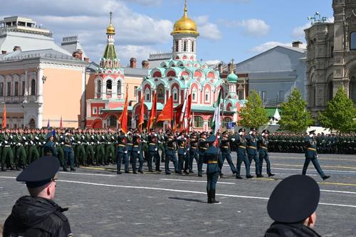 Дипломатическим провалом обернулись угрозы Киева нанести удар по Москве на Параде Победы 9 мая Дипломатическим провалом обернулись угрозы Киева нанести удар по Москве на Параде Победы 9 мая