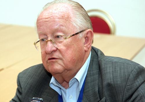 Умер экс-глава Госбанка СССР и Банка России Виктор Геращенко Умер экс-глава Госбанка СССР и Банка России Виктор Геращенко