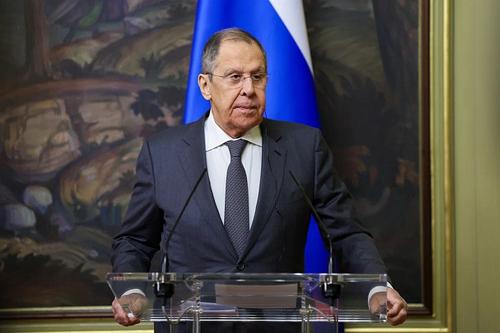 Лавров считает, что на Украине необходимо провести выборы президента Лавров считает, что на Украине необходимо провести выборы президента