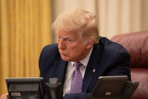 Reuters: новые санкции США против РФ готовы, Трампу осталось отдать распоряжение Reuters: новые санкции США против РФ готовы, Трампу осталось отдать распоряжение