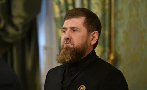 Кадыров присвоил звание почетного гражданина Чечни предпринимателю Гуцериеву Кадыров присвоил звание почетного гражданина Чечни предпринимателю Гуцериеву