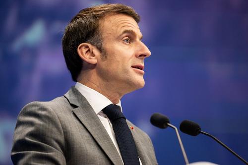 Макрон: Израиль не просил Францию о помощи в отражении ударов Ирана Макрон: Израиль не просил Францию о помощи в отражении ударов Ирана